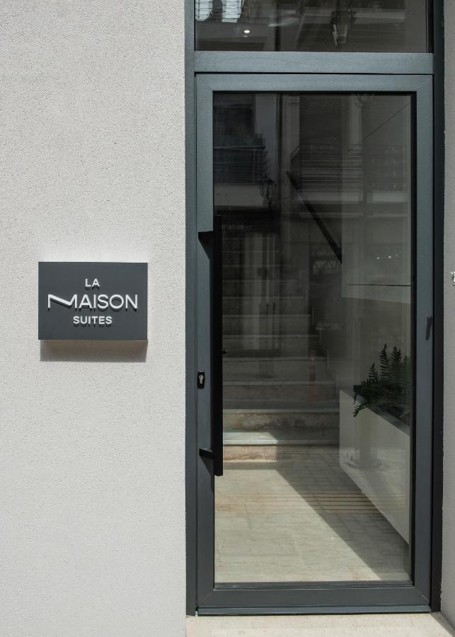 La Maison Suites 자킨토스 타운 외부 사진